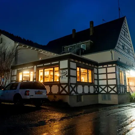 Tiefenhagen Sauerland ホテル 2*