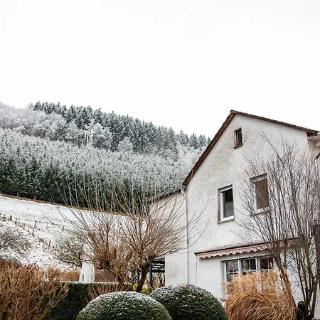 Tiefenhagen Sauerland 2* レンネシュタット