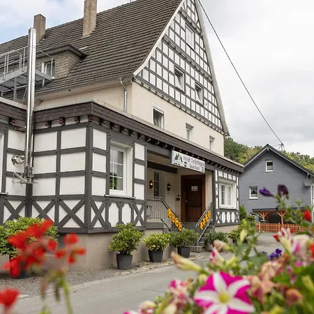 Tiefenhagen Sauerland Hotel 2*